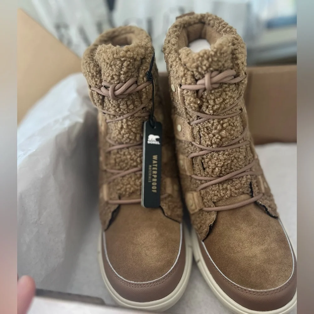NWT EXPLORER™ II JOAN COZY SHERPA WINTER BOOT Delta Fawn Taupe Tan | Size 8.5 - Picture 7 of 11